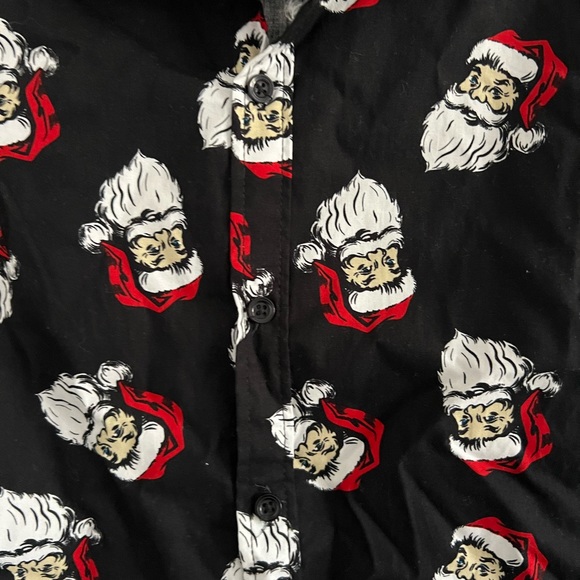 NWT Santa 🎅🏻 Button Down Shirt Size LRG - Picture 3 of 6